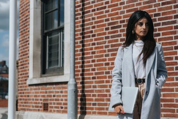 Building and Maintaining Long-Term Professional Relationships