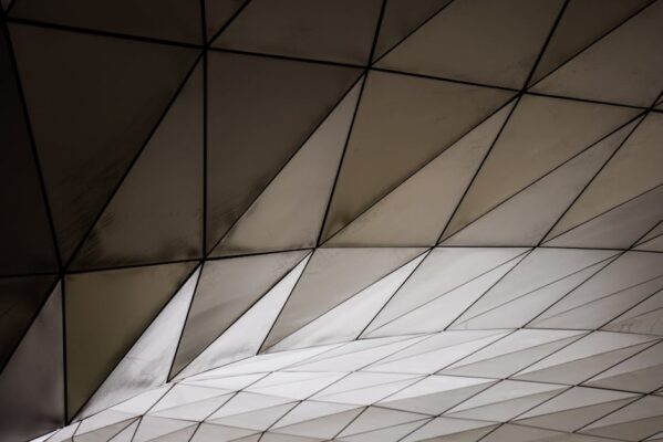 Communicating Effectively with Stakeholders During Design-Related Construction Delays