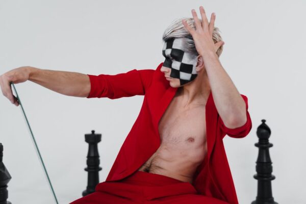 Mastering the Art of Balancing Coaching Deadlines and Leadership Success