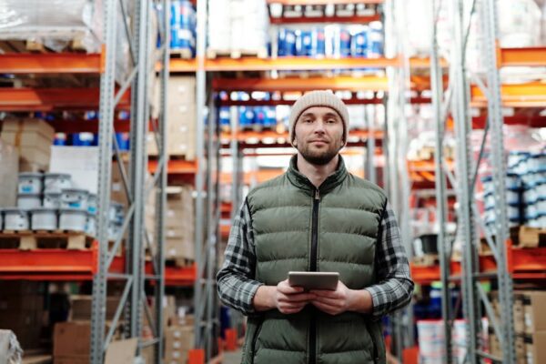 Cultivating Essential Traits for a Resilient Logistics Manager