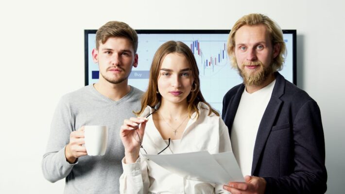 Leading Your Team Through Adversity: A Sports Manager’s Guide to Confident Leadership