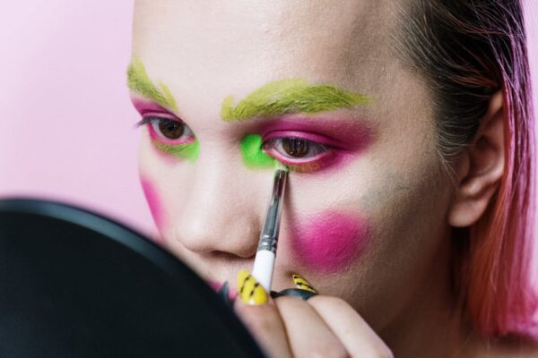 Ensuring Inclusivity and Representation in Ad Copy for Diverse Audiences