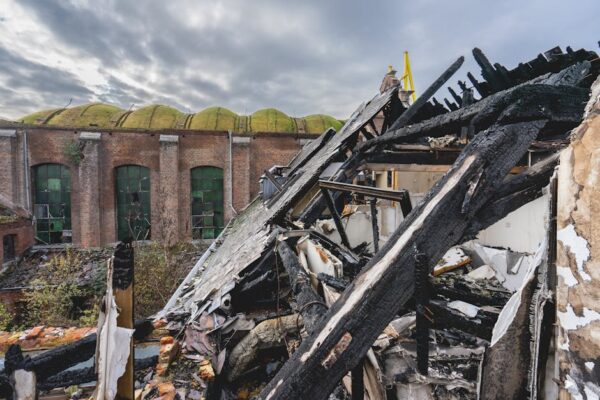 Strategies to Prevent the Consequences of Missing Sales Deadlines in the Industry