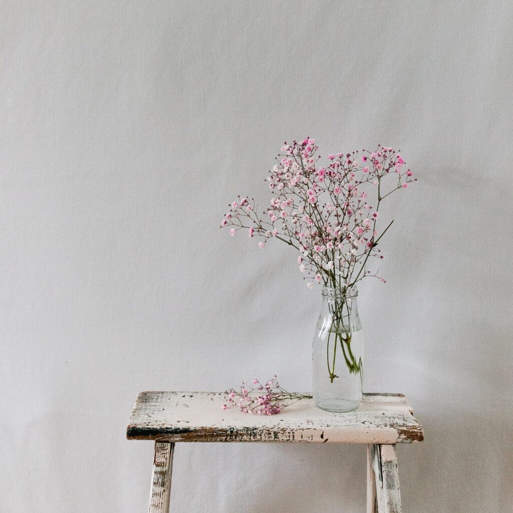 Cost-Effective Decor: Enhancing Aesthetics on a Budget Cost-Effective Decor: Enhancing Aesthetics on a Budget