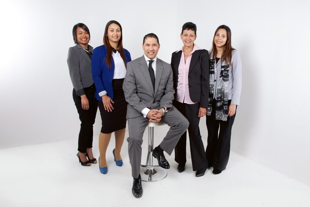 Recognizing and Rewarding Leadership Potential in Employees Recognizing and Rewarding Leadership Potential in Employees