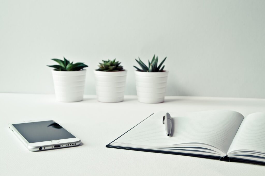Utilizing Technology to Stay Organized and Efficient