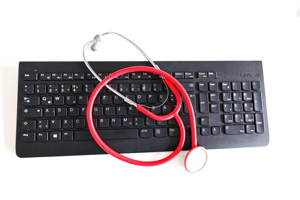 Creating a Positive Online Community: Best Practices for Engagement