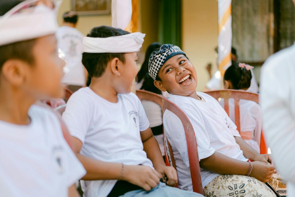 Leveraging Social Media for Work-Life Harmony