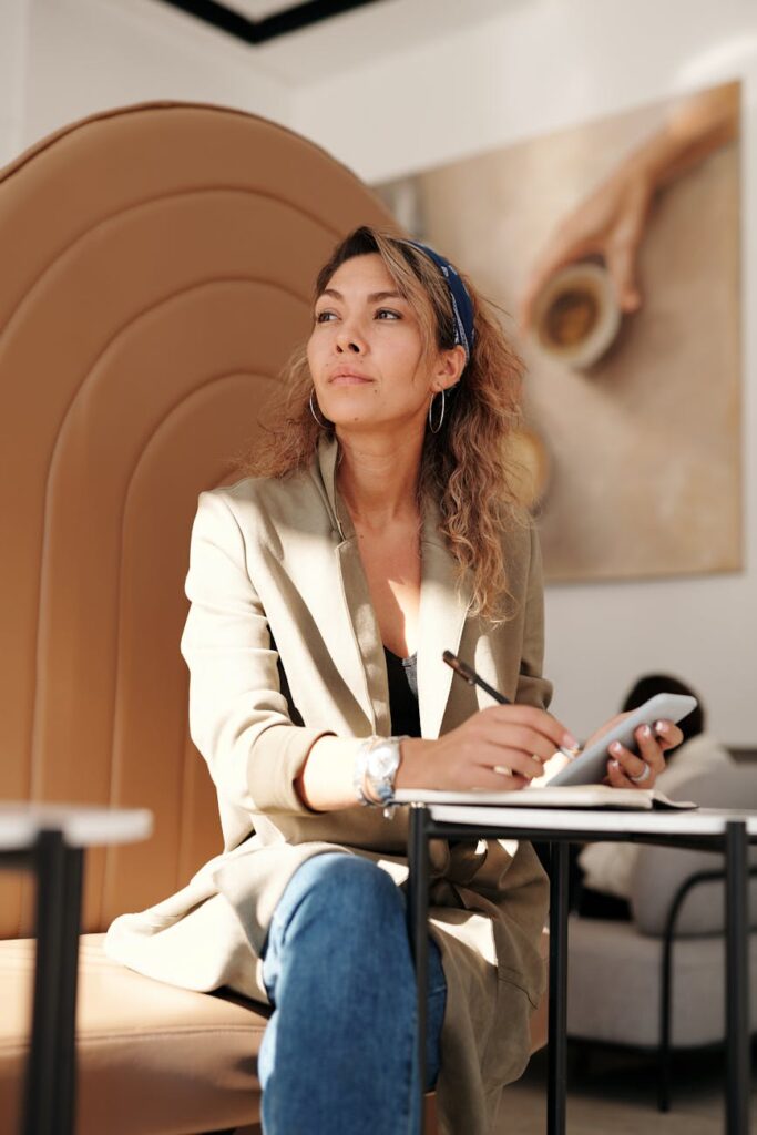 Utilizing Mindfulness to Enhance Creative Thinking Utilizing Mindfulness to Enhance Creative Thinking