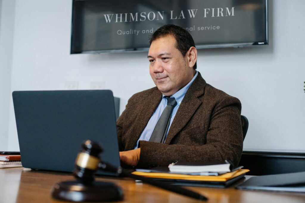 Utilizing Client Testimonials and Case Studies for Credibility Utilizing Client Testimonials and Case Studies for Credibility