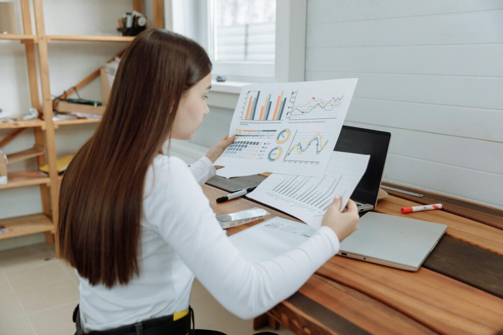 Analyzing Customer Feedback: Turning Data into Actionable Insights Analyzing Customer Feedback: Turning Data into Actionable Insights