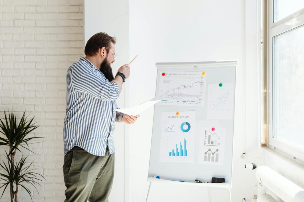 Leveraging Data Analytics in Investment Decisions