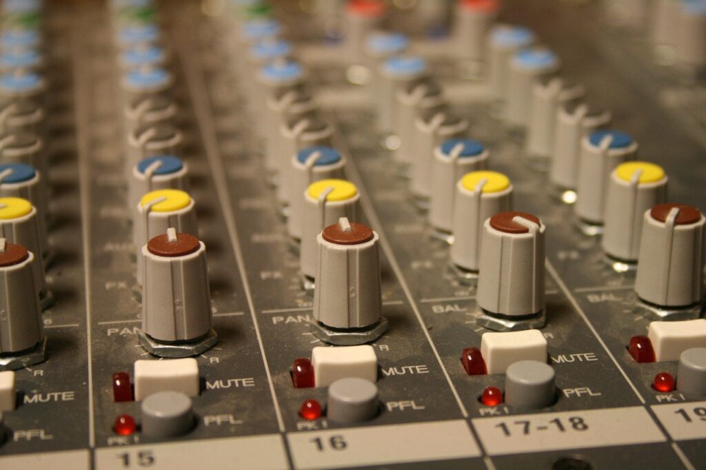 Code Refactoring Techniques for Legacy Systems