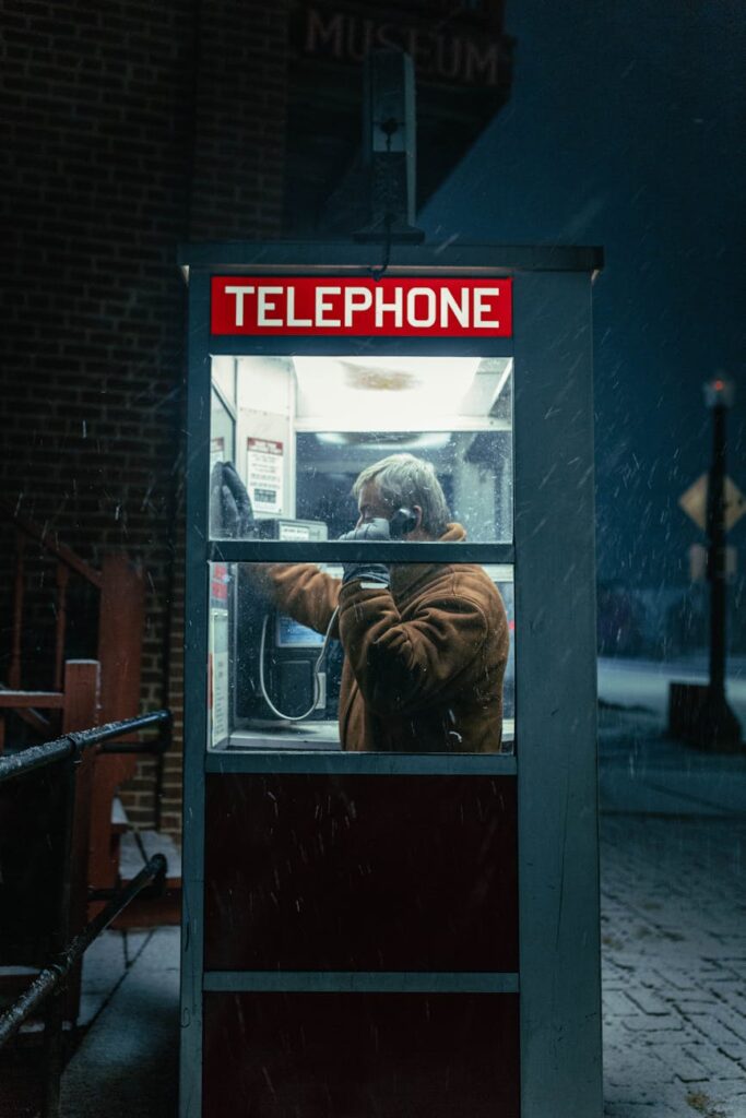 Building Trust During Telecommunications Crises Building Trust During Telecommunications Crises