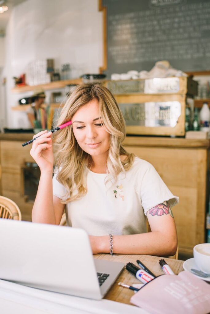 Balancing Work-Life Boundaries as a Freelancer Balancing Work-Life Boundaries as a Freelancer