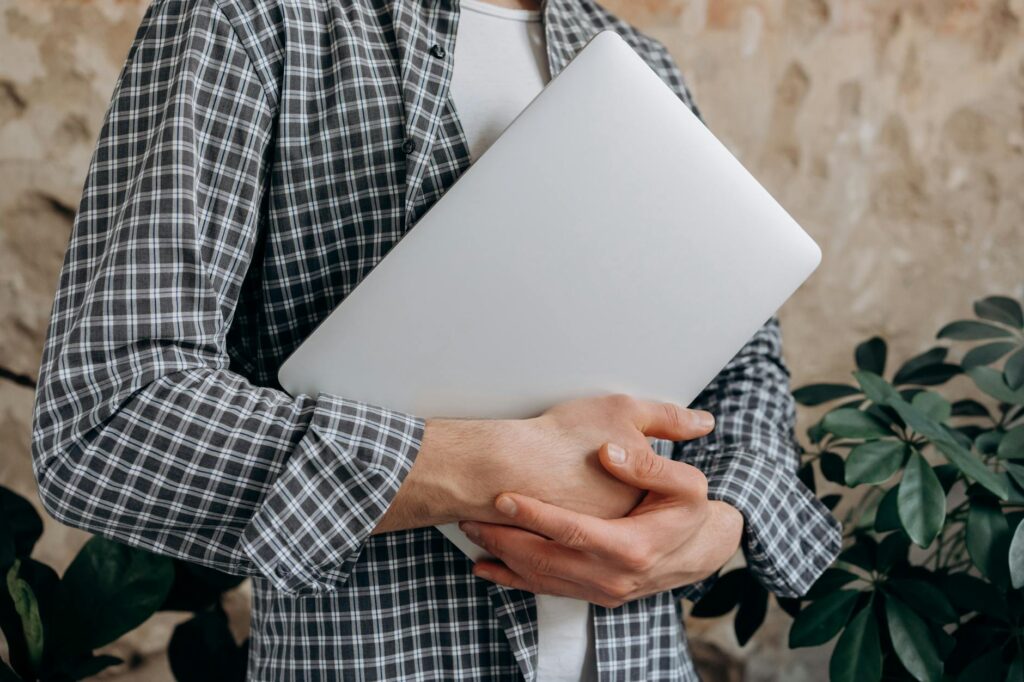Communication Tools: Choosing Secure Platforms Communication Tools: Choosing Secure Platforms