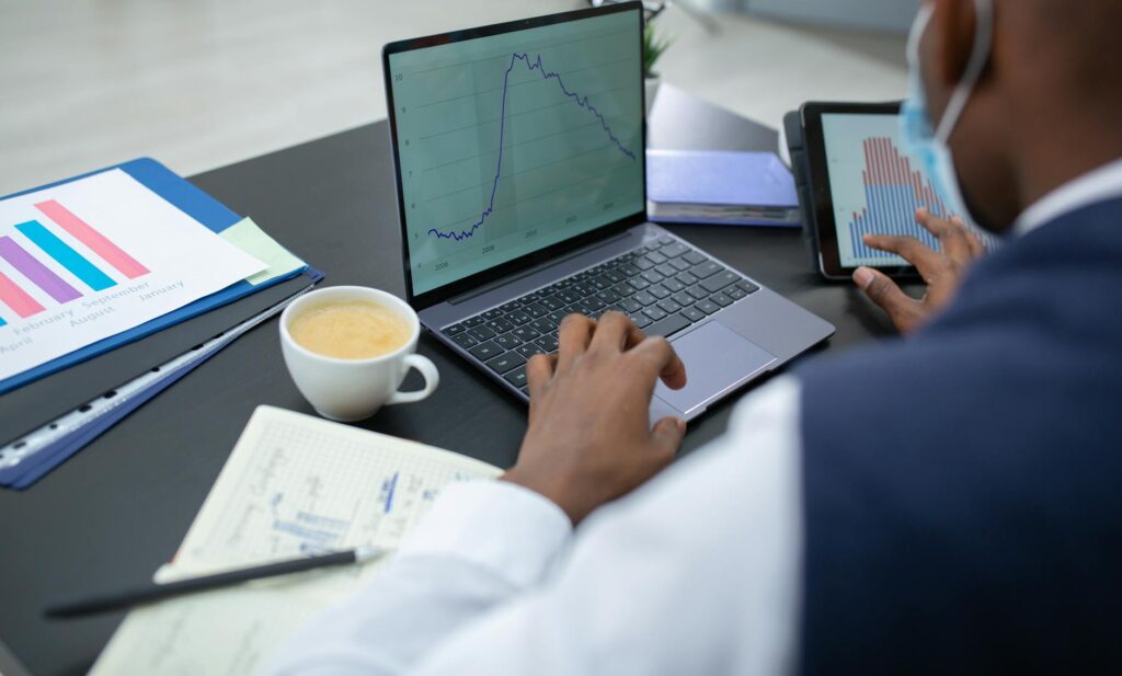 Using Data Analytics to Optimize Meeting Times and Frequencies Using Data Analytics to Optimize Meeting Times and Frequencies