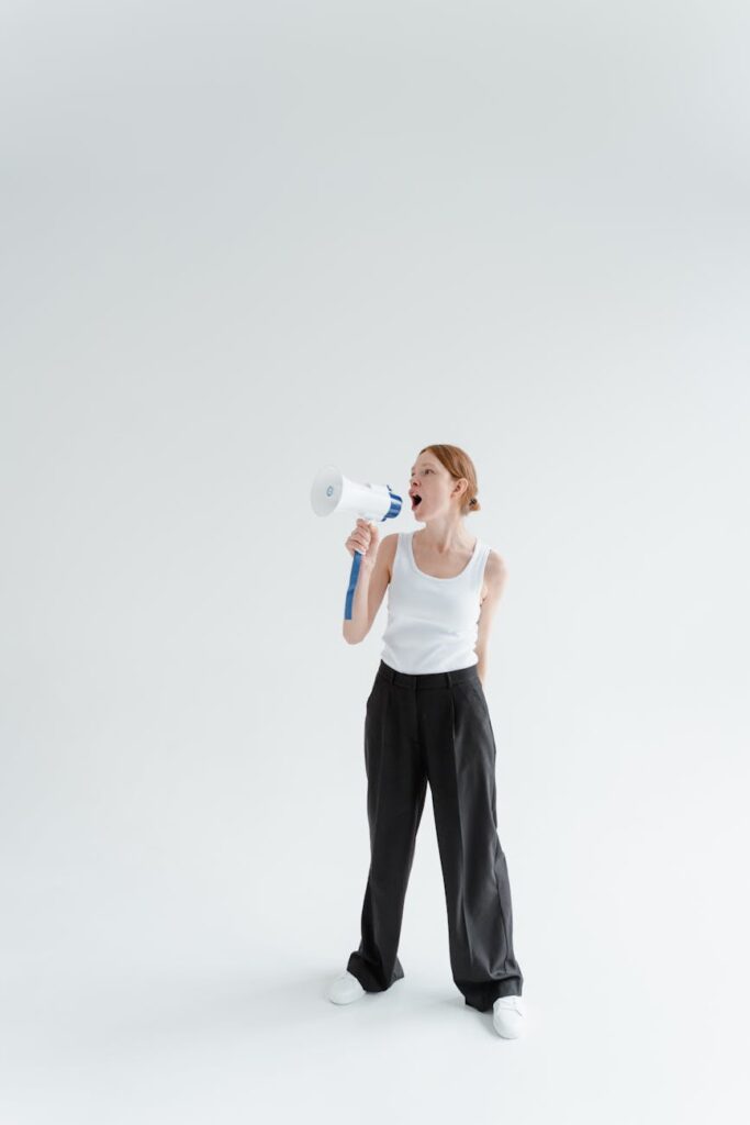 Building Confidence in Introverts for Public Speaking