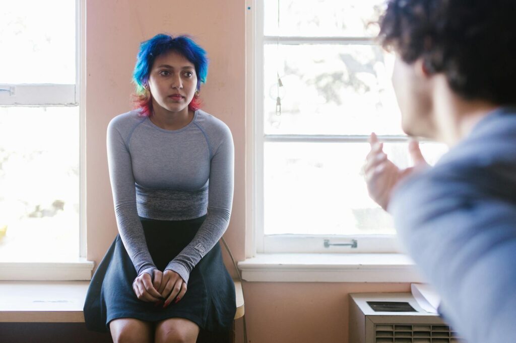 The Impact of Nonverbal Communication on Student Engagement