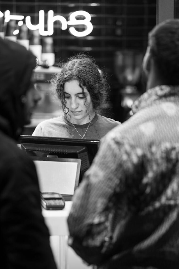 Training Staff to Handle Dissatisfied Customers Training Staff to Handle Dissatisfied Customers