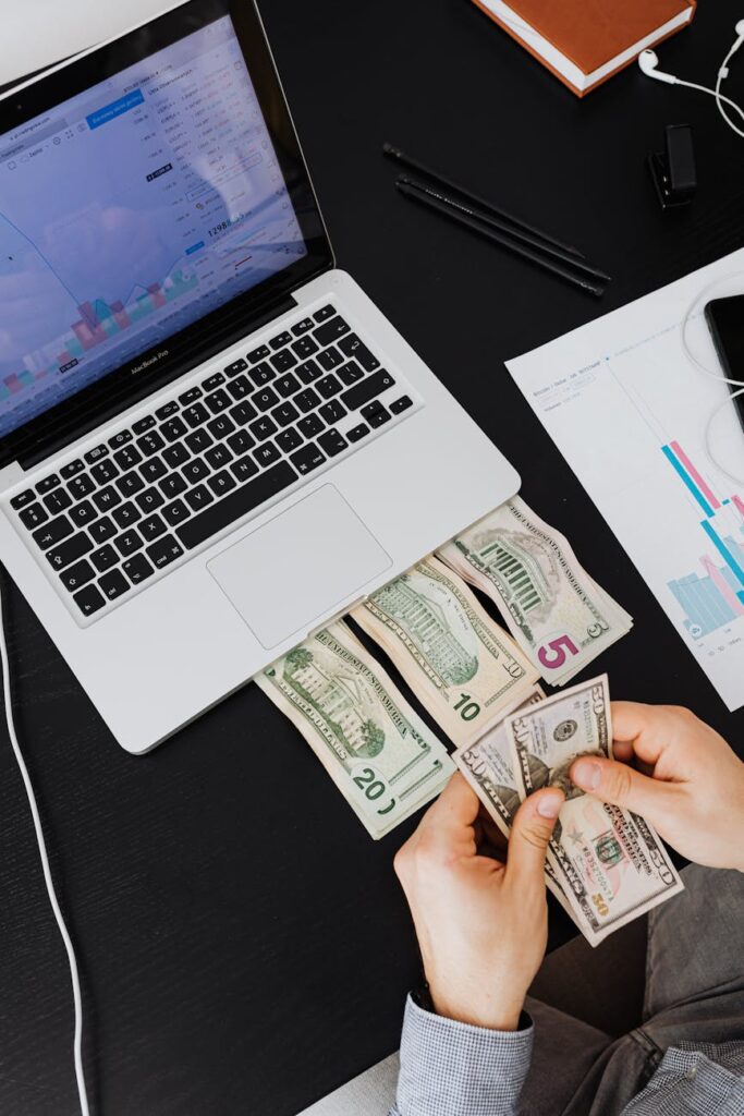 Leveraging Technology for Cash Flow Management