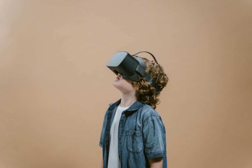 The Role of Immersion in Virtual Reality Learning Experiences The Role of Immersion in Virtual Reality Learning Experiences