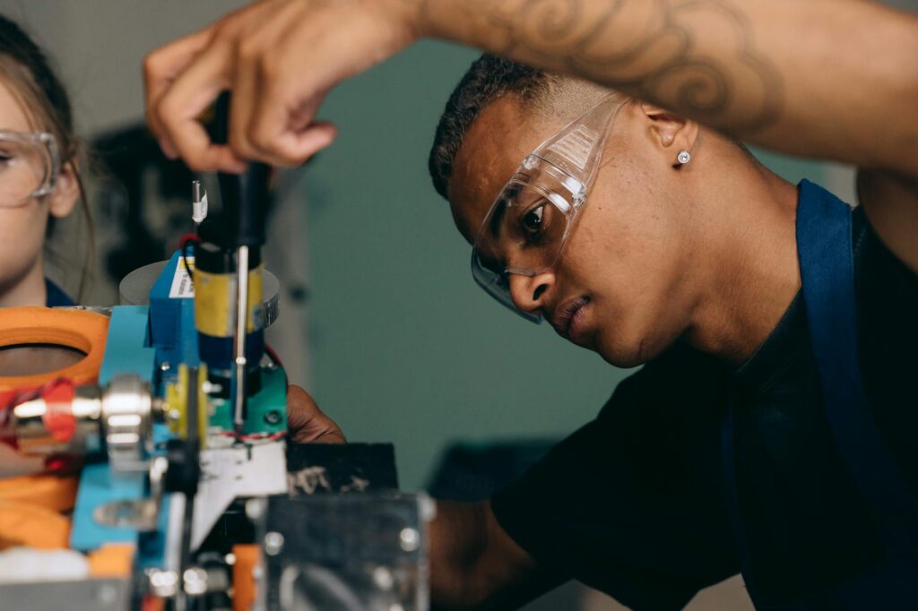Real-World Applications Of Skills Learned In Manufacturing Internships Real-World Applications Of Skills Learned In Manufacturing Internships