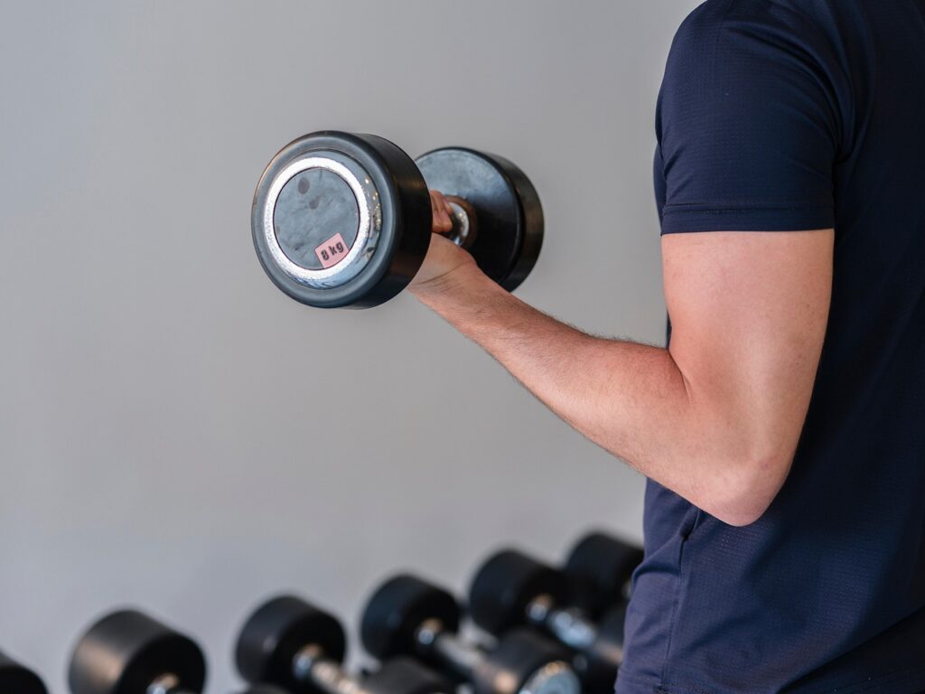 Balancing Strength and Endurance in Functional Workouts