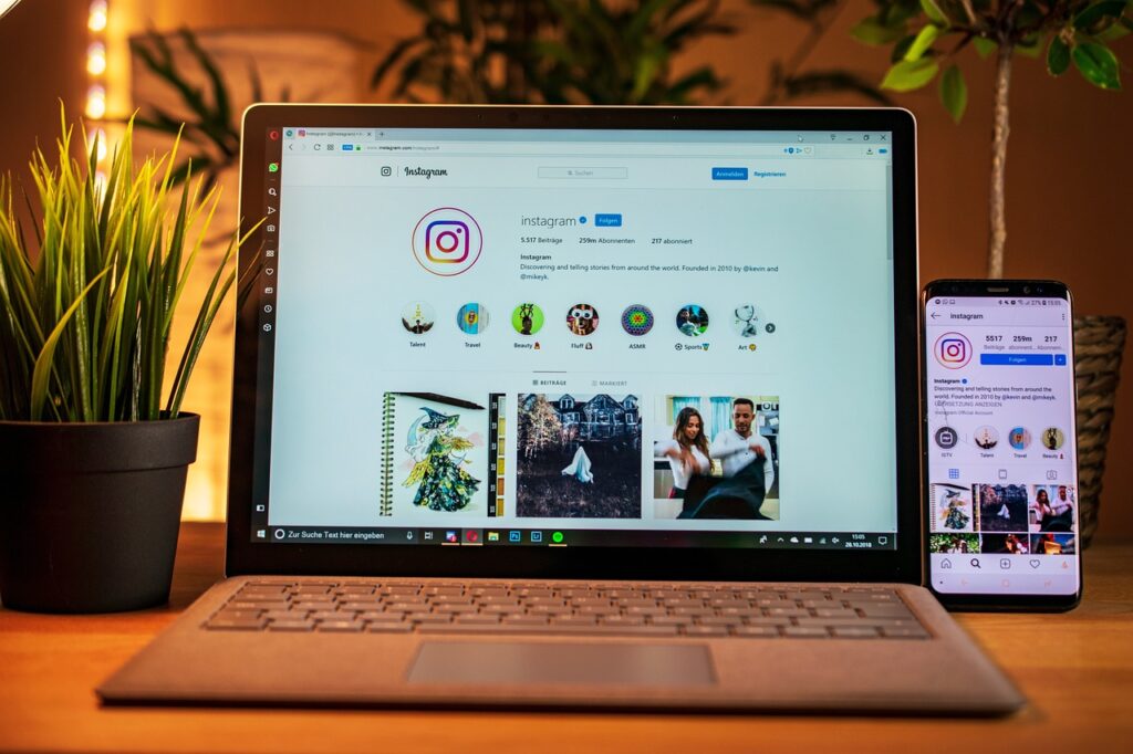 Leveraging Social Proof and Influencer Endorsements Leveraging Social Proof and Influencer Endorsements