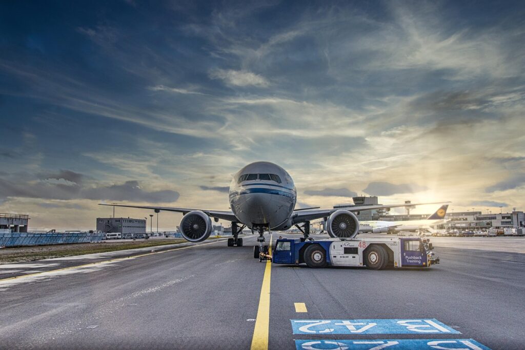 Innovative Campaigns: Redefining Airline Branding Innovative Campaigns: Redefining Airline Branding