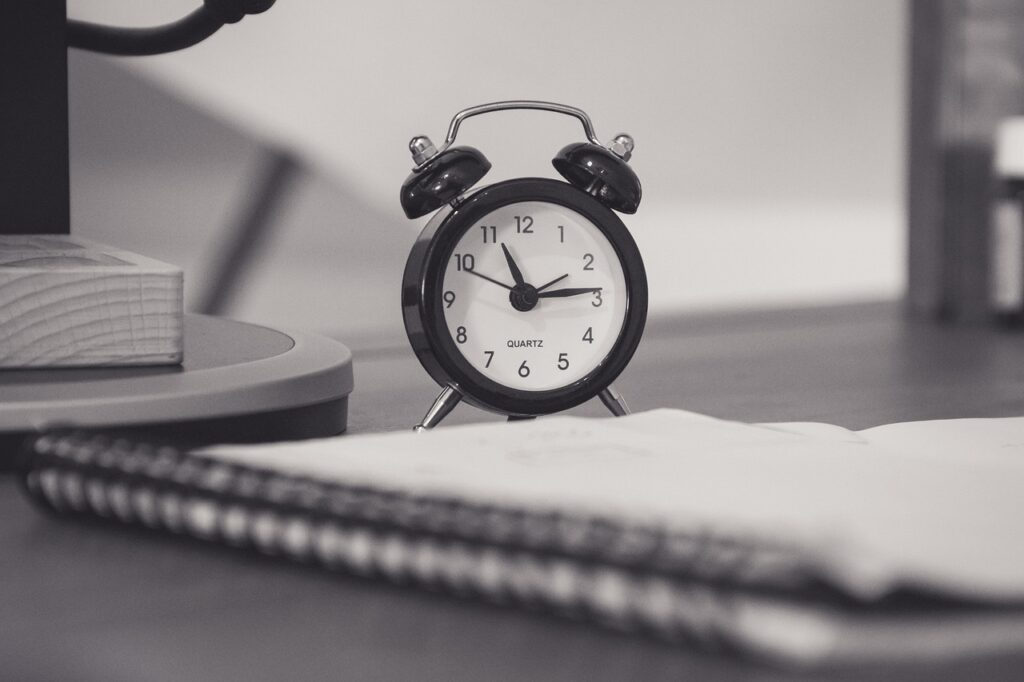 Effective Scheduling: Balancing Classes and Work Hours Effective Scheduling: Balancing Classes and Work Hours