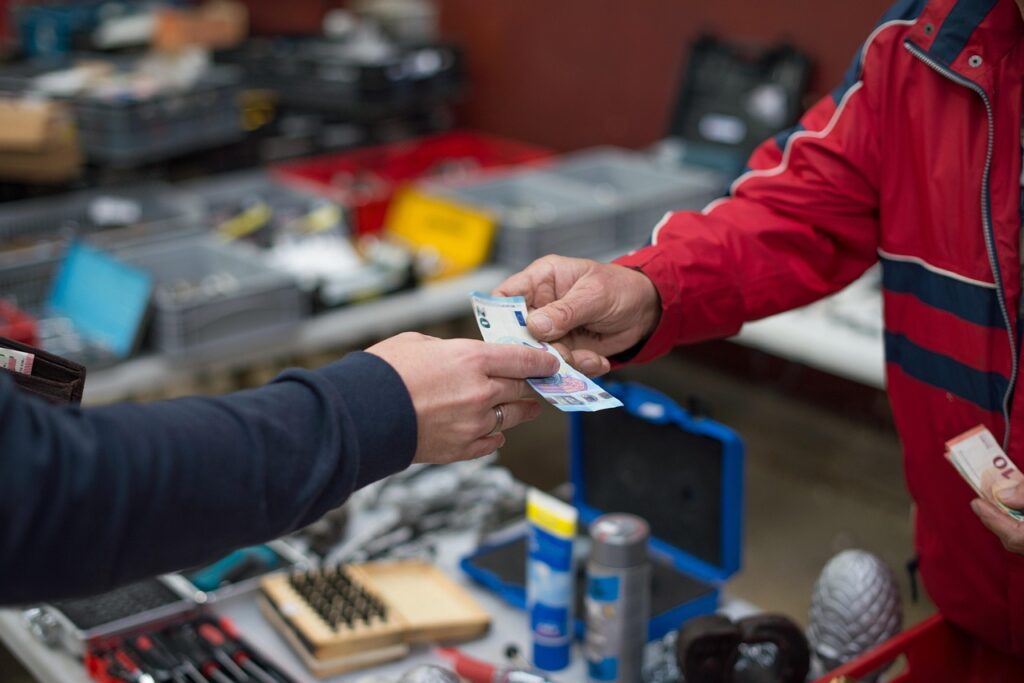 The Role of Communication in Vendor Negotiations