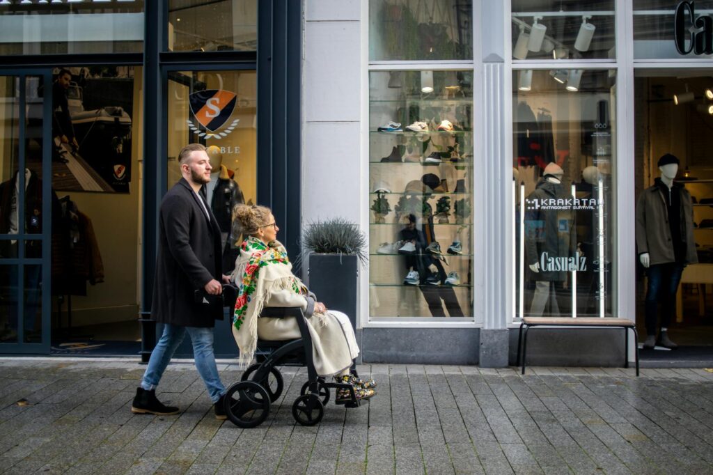 Balancing Compassion and Compliance in Customer Service Balancing Compassion and Compliance in Customer Service
