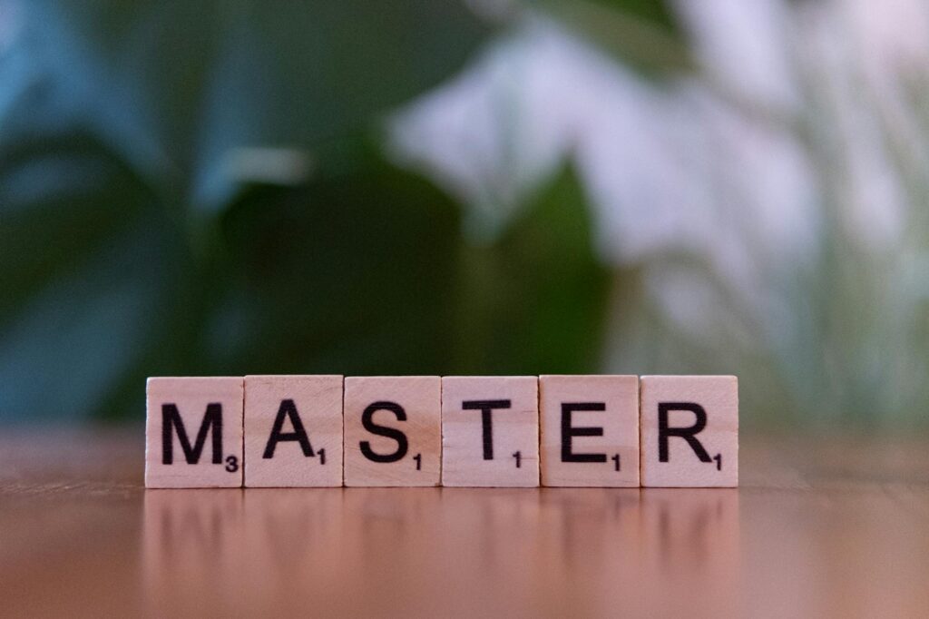 The Role of the Scrum Master in Managing Dominance The Role of the Scrum Master in Managing Dominance
