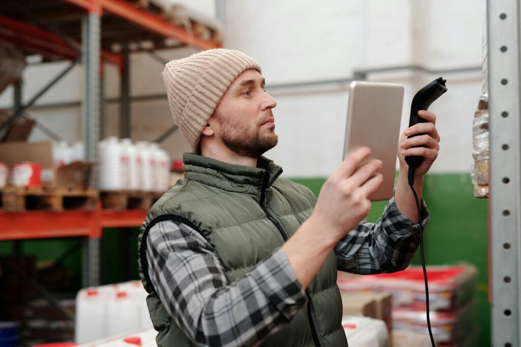 Utilizing Technology for Order Tracking Utilizing Technology for Order Tracking