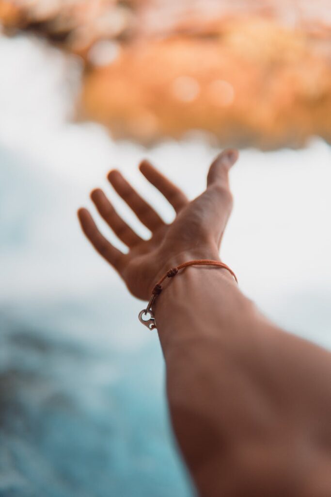 Leveraging Influencer Partnerships for Greater Reach