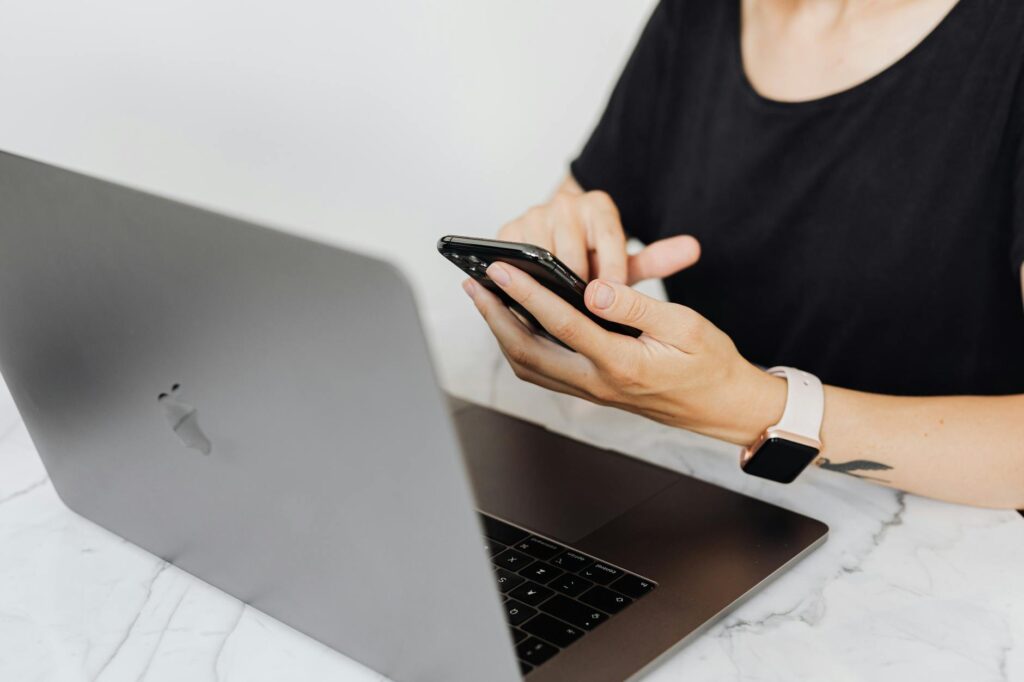 Implementing Mobile Learning for On-the-Go Training Implementing Mobile Learning for On-the-Go Training