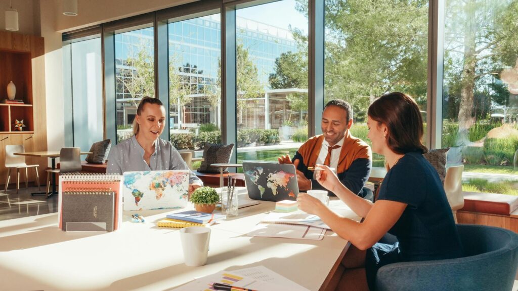 Communication Strategies: Keeping Employees Informed During Transitions Communication Strategies: Keeping Employees Informed During Transitions