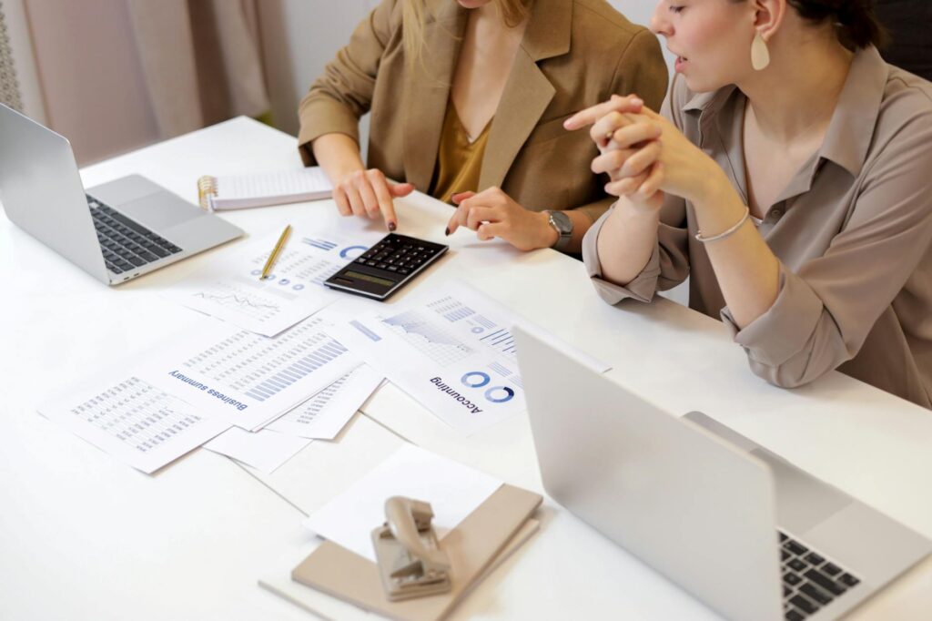 Utilizing Data Analytics to Anticipate Market Shifts