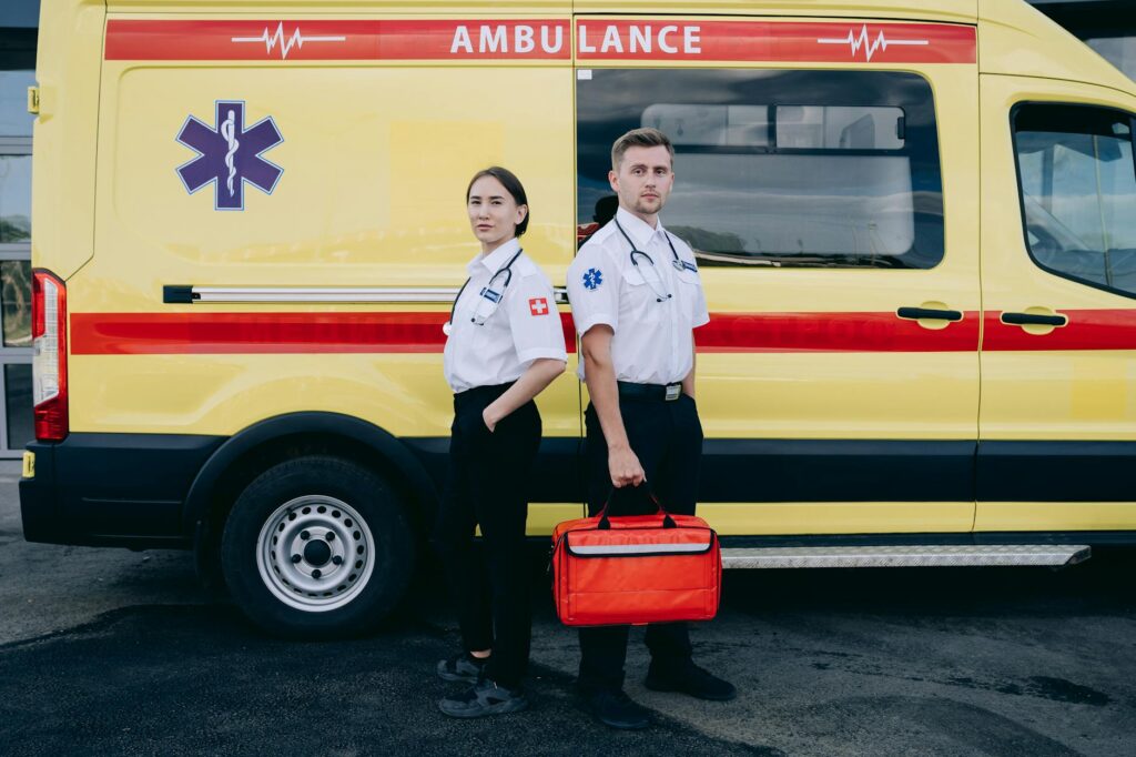 Emergency Response Plans for Mid-Career Professionals Emergency Response Plans for Mid-Career Professionals