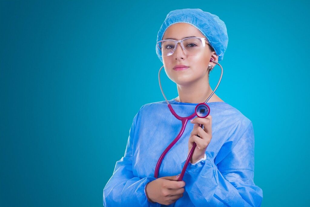 Insights from Industry Professionals on Starting in Healthcare Insights from Industry Professionals on Starting in Healthcare