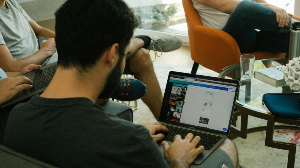 Leveraging Technology for Efficient Work-Life Integration