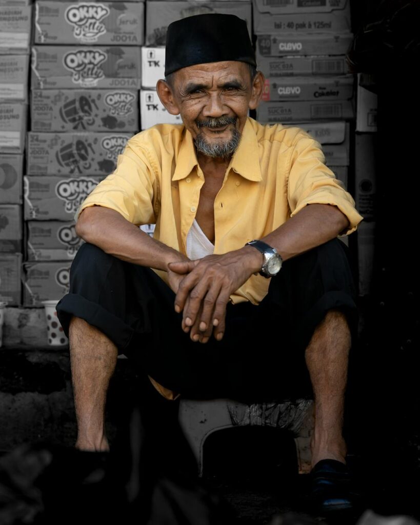 Storytelling Techniques: Making Economic Concepts Relatable