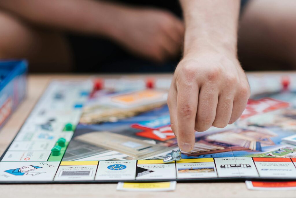 Strategies for Collecting Player Feedback Strategies for Collecting Player Feedback