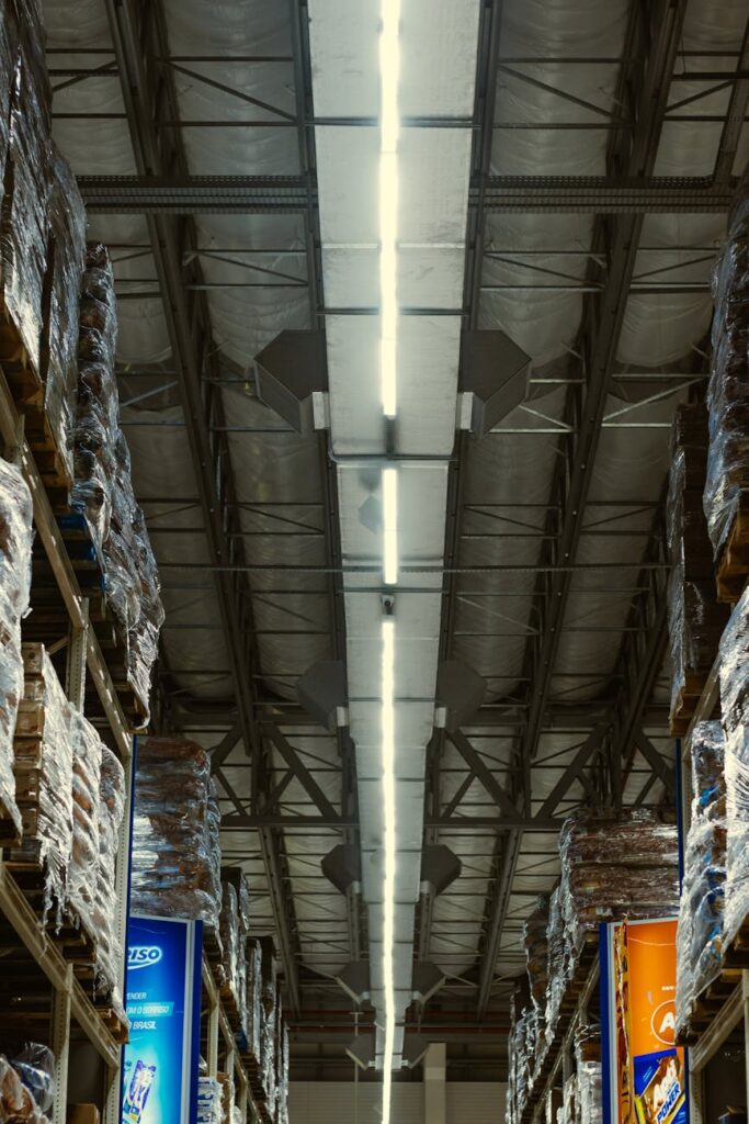 Utilizing Vertical Space for Inventory Optimization Utilizing Vertical Space for Inventory Optimization