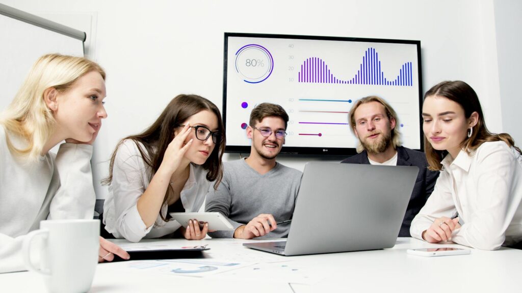 Streamlining Project Management with Digital Platforms Streamlining Project Management with Digital Platforms
