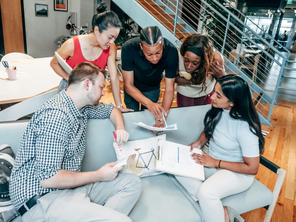 Building a Collaborative Culture: IT and Data Science Team Integration Building a Collaborative Culture: IT and Data Science Team Integration