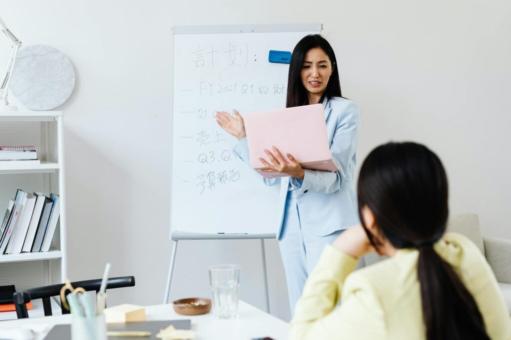 Best Practices for Communicating Feedback Results to Stakeholders