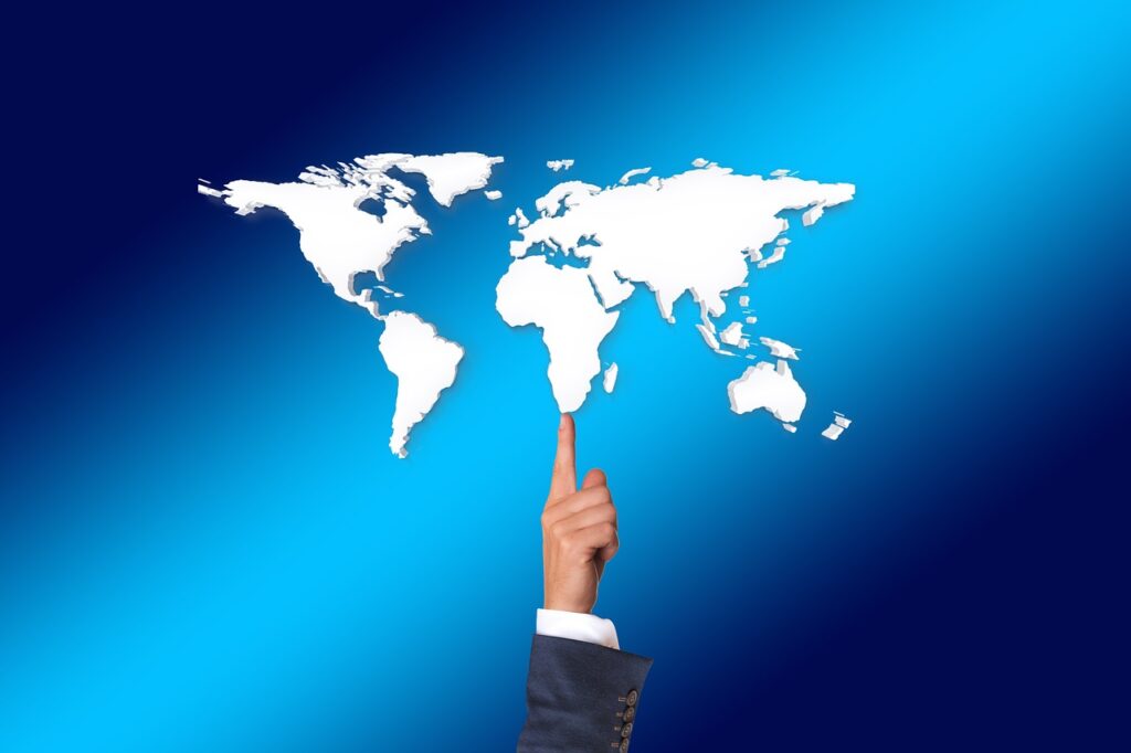Balancing Act: When to Specialize and When to Generalize Balancing Act: When to Specialize and When to Generalize