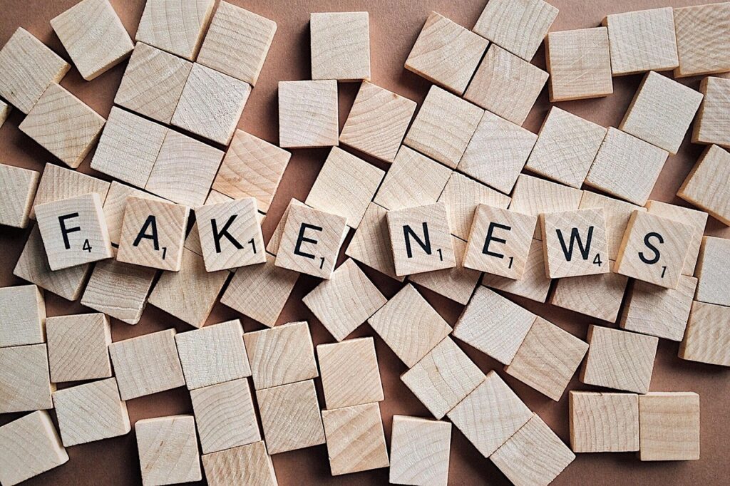 Identifying Misinformation Sources Identifying Misinformation Sources